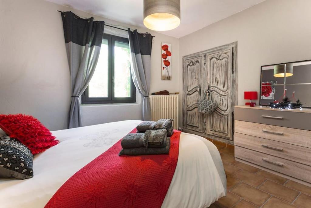 Вилла Mas D'Ange En Provence Les Taillades Экстерьер фото